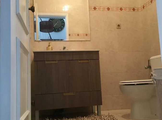 Casa Do Gato Branco * 푸라도우로